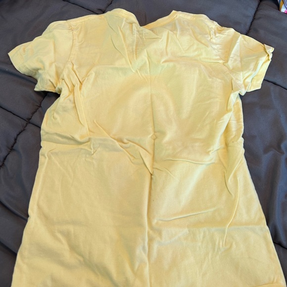 Winnie The Pooh T-Shirt - Picture 2 of 3